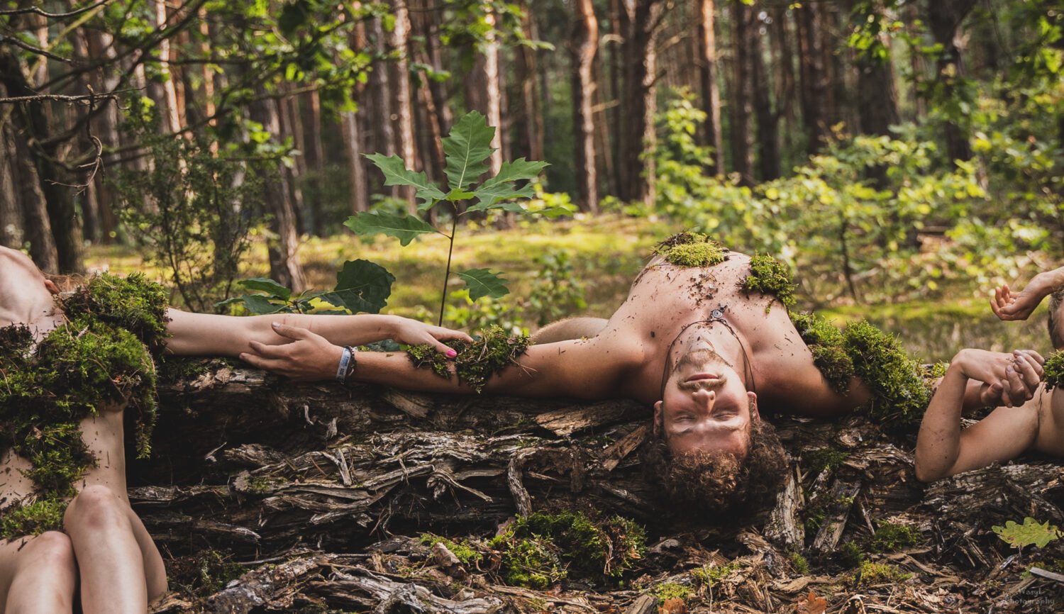 Read more about the article Cieleśność wibracyjna